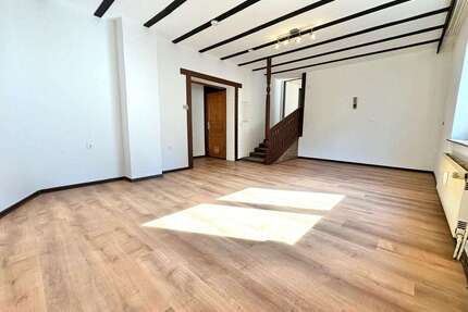 Wohnung zum Mieten in Saarbrücken 700,00 € 109 m²