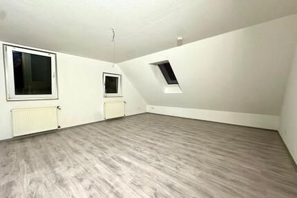 Charmante 2-Zimmer-Dachgeschosswohnung in Top-Innenstadtlage - Lemgo