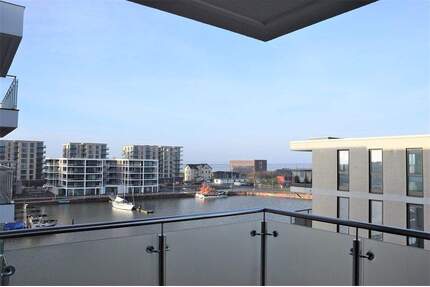 Mitte Schöne 2-Zimmer Eigentumswohnung mit seitlichem Blick auf den Neuen Hafen - Bremerhaven Lehe