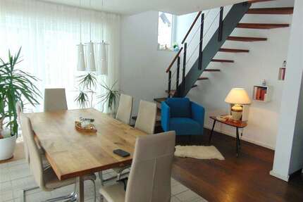 Haus zum Kaufen in Unterföhring 2.900.000,00 € 228 m²