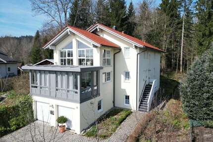 Haus zum Kaufen in Kirchberg im Wald 595.000,00 € 257 m²