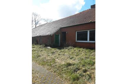 Sanierung oder Abriss - 12.345.678,00&nbsp;EUR Kaufpreis, ca.&nbsp; 90,00&nbsp;m&sup2; in Ostrhauderfehn (PLZ: 26842)