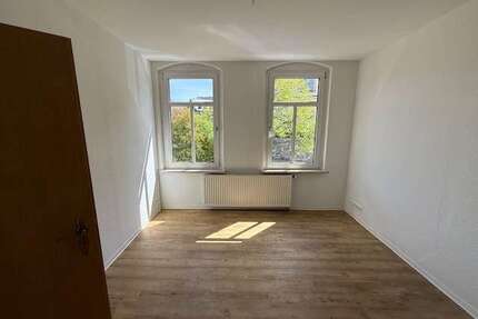 Wohnung zum Mieten in Lichtenstein 300,00 € 49.4 m²