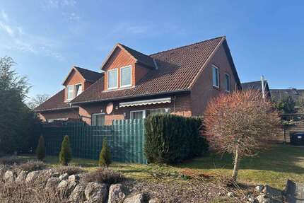 Haus zum Kaufen in Bad Bodenteich 225.000,00 € 210 m²