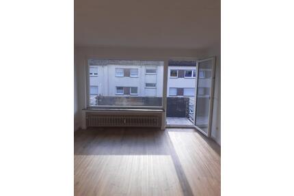 Renovierte 3 Zimmerwohnung - 515,00&nbsp;EUR Kaltmiete, ca.&nbsp; 61,00&nbsp;m&sup2; in Blomberg (PLZ: 32825)