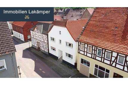 Haus zum Kaufen in Nienheim 299.000,00 € 170 m²