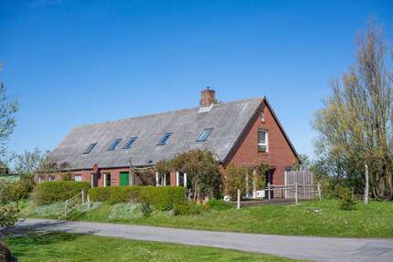 Haus zum Kaufen in Pellworm 349.000,00 € 150 m²