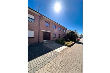 2-Zimmer DG Wohnung 60qm in Nettetal Kaldenkirchen mit Garage