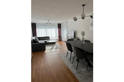 helle, moderne 2,5- Zimmer- Wohnung mit eigenen Garten - Filderstadt