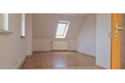 Charmante 2-Raum-Wohnung unter dem Dach – perfekt für Singles und Paare - Frankenberg