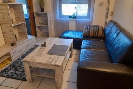 vollmöbliertes Einliegerappartement in 93087 Alteglofsheim