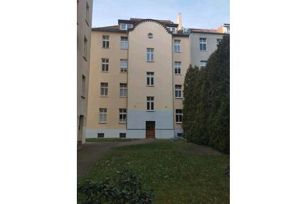 Attraktive Altbau 4 Zimmer Wohnung - Frankfurt (Oder) Booßen