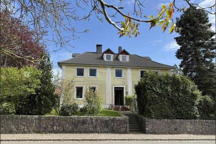?? Mehrgenerationenhaus mit Entwicklungspotenzial nahe Eckernförde - 275 m² | 1.080 m² Grundstück - Osterby