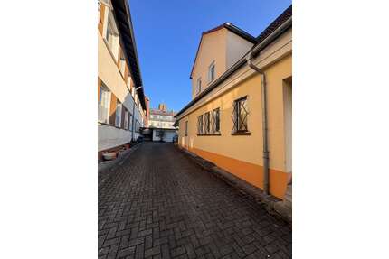 Haus zum Kaufen in Schlüchtern 470.000,00 € 190 m²