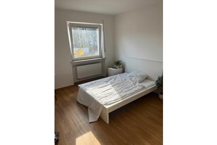 Schönes möbliertes 3-WG Zimmer nähe Ostbahnhof - Nürnberg Erlenstegen