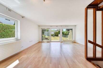 Haus zum Mieten in Möglingen 1.500,00 € 107 m²