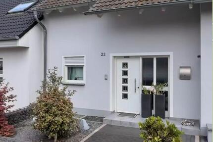 Schönes Einfamilienhaus in ruhiger Wohngegend - Homburg