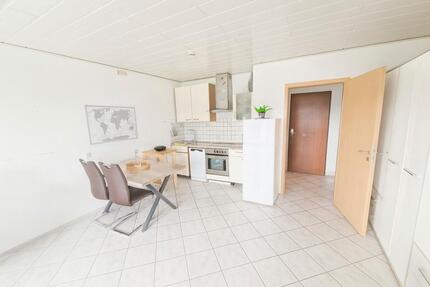 1-Zimmer Dachgeschosswohnung mit Balkon - Mönchengladbach Nord