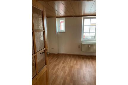 4-Zimmer-Wohnung 100 m2 mit Balkon zu vermieten - Schrecksbach