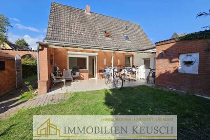 Preis reduziert ! 1-2 Fam.haus TOP-vermietet oder zur Selbstnutzung im begehrten Achim-Bierden