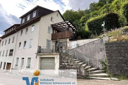 Haus zum Kaufen in Triberg 149.000,00 € 164 m²