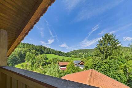 Haus zum Kaufen in Viechtach 1.200.000,00 € 1015 m²