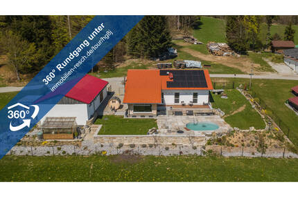 Wegscheid: Wohnen mit Panorama: Moderner Bungalow mit Pool, Sauna & traumhaftem Alpenblick - Wegscheid / Kleinrathberg