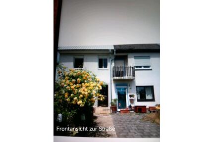 Charmantes Doppelhaus kernsaniert - Monzelfeld