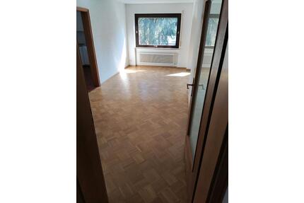 4,5 Zimmer Wohnung - 2.000,00&nbsp;EUR Kaltmiete, ca.&nbsp; 117,00&nbsp;m&sup2; in Freiburg im Breisgau (PLZ: 79110) Betzenhausen