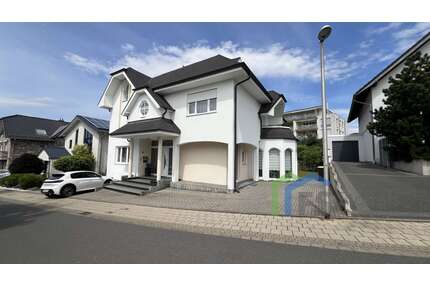 Haus zum Kaufen in Düren 995.000,00 € 411 m²