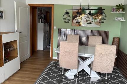 Geräumige 4ZKB - Wohnung (Schloß Neuhaus) - Paderborn