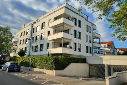 Moderne Gartenwohnung mit Terrassen und 2 TG-Stellplätzen - Flörsheim am Main