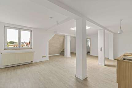Wohnung zum Mieten in Halle 620,00 € 90 m²