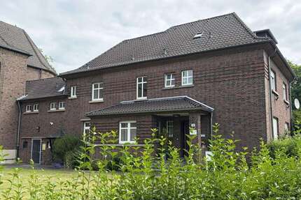 Wohnung zum Mieten in Moers 530,00 € 74 m²