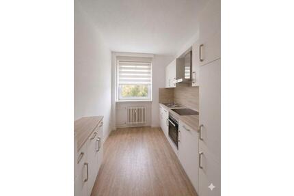 Frisch renovierte Wohnung: 2,5 Zimmer mit Loggia & moderner Küche - Stade Altländer Viertel