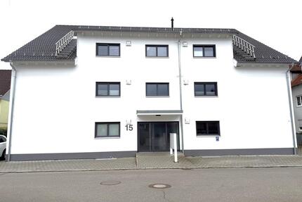 Barrierefreie Dachgeschoss Wohnung in Burgrieden zu vermieten