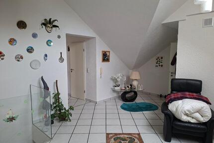 Großzügige 4-Zimmer-Wohnung in zentraler Lage in Korntal - Korntal-Münchingen