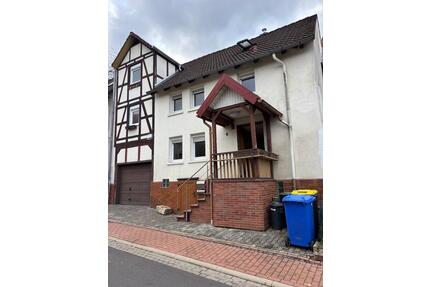 Großes Haus zum kleinen Preis –viel Platz, Garten&Möglichkeiten - Melsungen