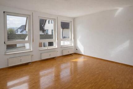Schöne 3,5 Zi. Wohnung mit Balkon, Küche, Klima & TG – 91 m² - Mundelsheim