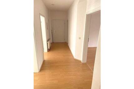 Helle sonnige 4-R-Wohnung san. Altbau:im EG.104 m² in MD.Stadtfeld-Ost zu vermieten! - Magdeburg Stadtfeld Ost