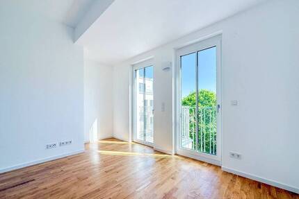 Geräumige 2-Zimmerwohnung mit Gartenzugang - schnell zum KuDamm - Berlin Charlottenburg