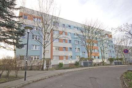 Wohnung zum Mieten in Halle (Saale) 359,00 € 59.73 m²