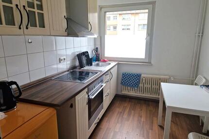 Charmante 3-Zimmer-Erdgeschosswohnung mit Balkon und Einbauküche - Dortmund Eving