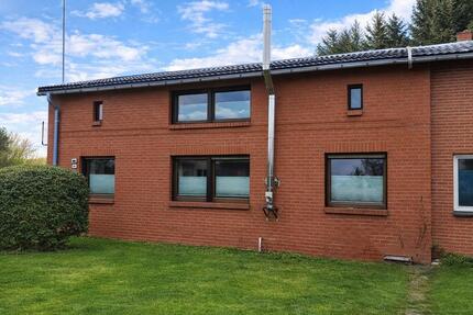 Große Doppelhaushälfte mit 1607m2 Grundstück - Gülzow-Prüzen