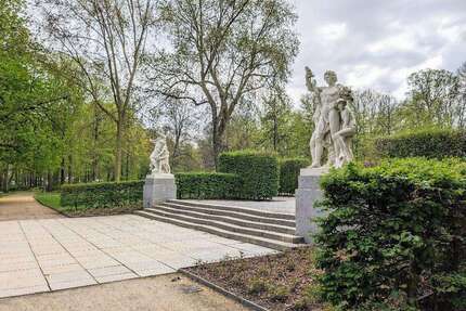 Wohnung zum Mieten in Chemnitz 1.550,00 € 280 m²