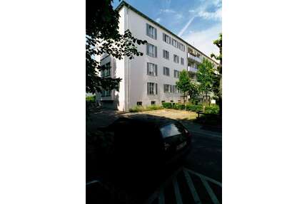 Wohnung zum Mieten in Stuttgart 735,00 € 64 m²