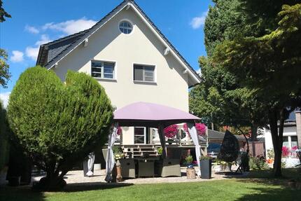 Traumhaftes Haus für die ganze Familie mit großem Grundstück - Erfurt Linderbach