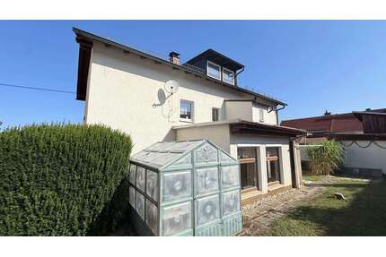 Haus zum Kaufen in OelsnitzVogtland 68.500,00 € 130 m² - Oelsnitz/Vogtland