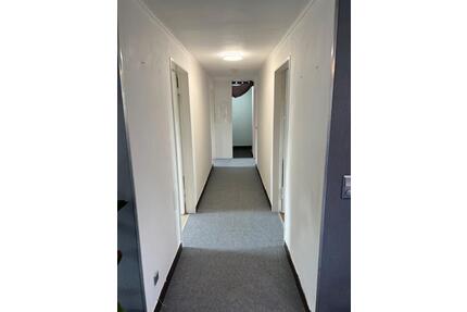 4 Zimmer Wohnung zu vermieten - 800,00&nbsp;EUR Kaltmiete, ca.&nbsp; 73,00&nbsp;m&sup2; in Bad Hersfeld (PLZ: 36251)