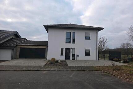 Haus verkaufen - 600.000,00&nbsp;EUR Kaufpreis, ca.&nbsp; 165,00&nbsp;m&sup2; in Dillingen (Saar) (PLZ: 66763)